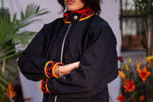 Cargar imagen en el visor de la galería, Chamarra Novillo
