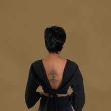 Cargar imagen en el visor de la galería, Blusa Puma
