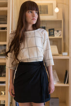 Cargar imagen en el visor de la galería, Falda Envolvente
